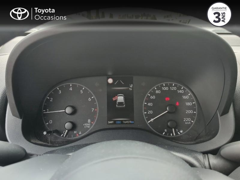 Photo 14 de l’annonce de TOYOTA Yaris d’occasion à vendre à MONTFAVET