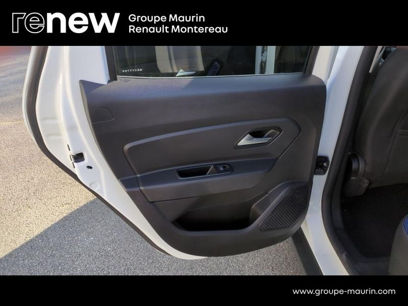 Photo 18 de l’annonce de DACIA Duster d’occasion à vendre à VARENNES SUR SEINE