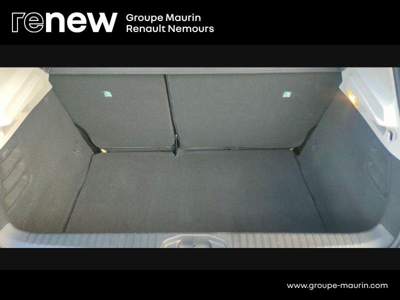 Photo 11 de l’annonce de RENAULT Clio d’occasion à vendre à SAINT PIERRE LES NEMOURS