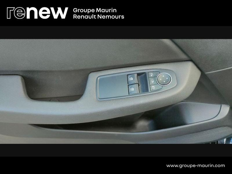 Photo 18 de l’annonce de RENAULT Clio d’occasion à vendre à SAINT PIERRE LES NEMOURS