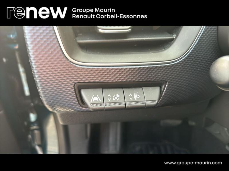 Photo 19 de l’annonce de RENAULT Arkana d’occasion à vendre à CORBEIL-ESSONNES