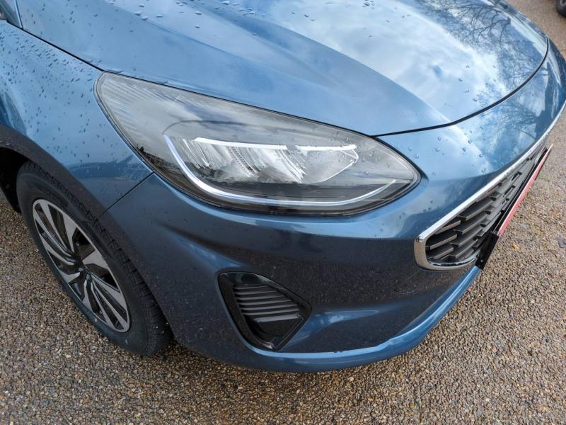 Photo 19 de l’annonce de FORD Fiesta d’occasion à vendre à NÎMES