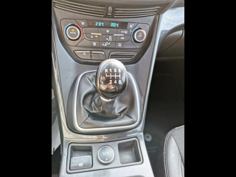 Photo 9 de l’annonce de FORD Kuga d’occasion à vendre à NÎMES