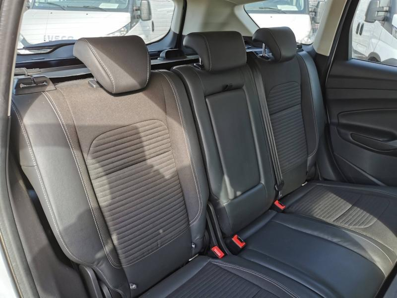 Photo 16 de l’annonce de FORD Kuga d’occasion à vendre à NÎMES