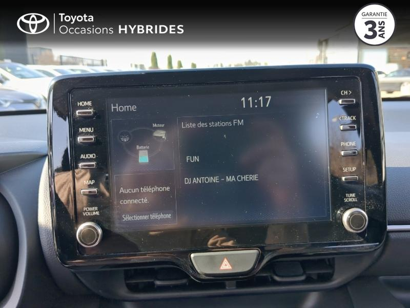 Photo 15 de l’annonce de TOYOTA Yaris d’occasion à vendre à MONTFAVET