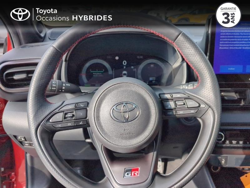 Photo 9 de l’annonce de TOYOTA Yaris d’occasion à vendre à MONTFAVET