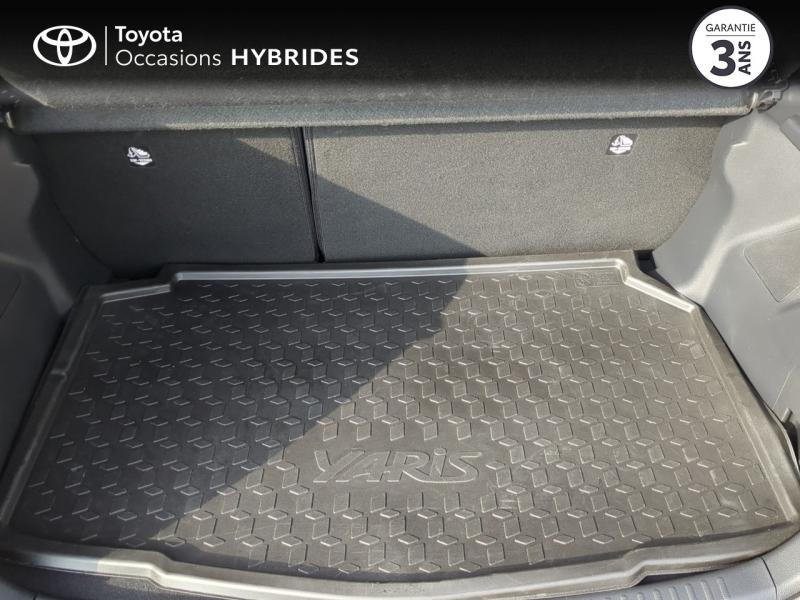 Photo 10 de l’annonce de TOYOTA Yaris d’occasion à vendre à MONTFAVET