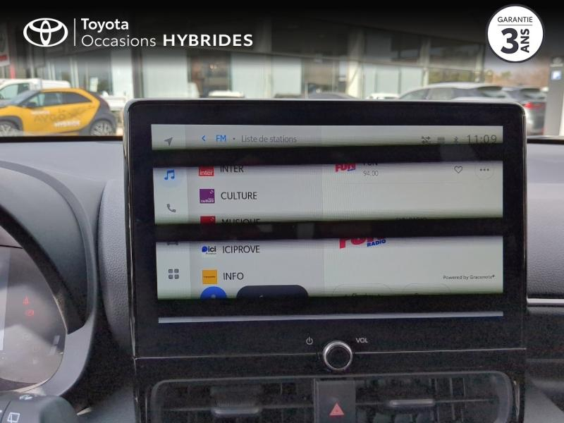 Photo 15 de l’annonce de TOYOTA Yaris d’occasion à vendre à MONTFAVET