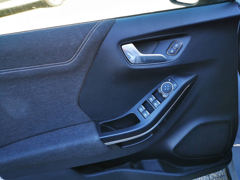 Photo 9 de l’annonce de FORD Puma d’occasion à vendre à MARSEILLE