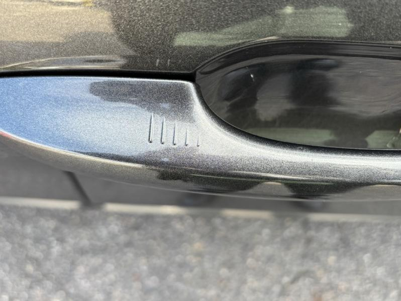 Photo 4 de l’annonce de FORD Kuga d’occasion à vendre à AIX-EN-PROVENCE