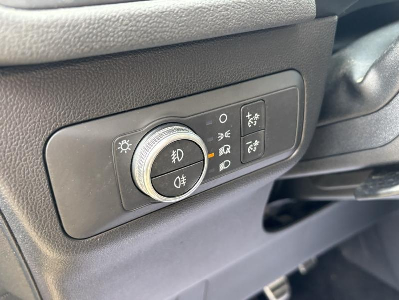 Photo 19 de l’annonce de FORD Kuga d’occasion à vendre à AIX-EN-PROVENCE