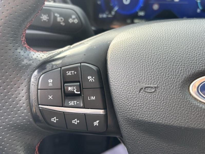 Photo 20 de l’annonce de FORD Kuga d’occasion à vendre à AIX-EN-PROVENCE