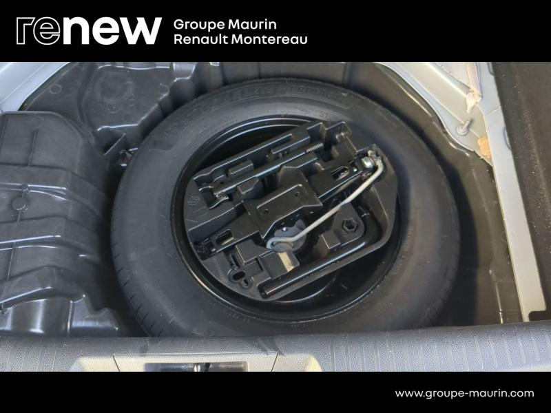 Photo 14 de l’annonce de RENAULT Megane d’occasion à vendre à VARENNES SUR SEINE