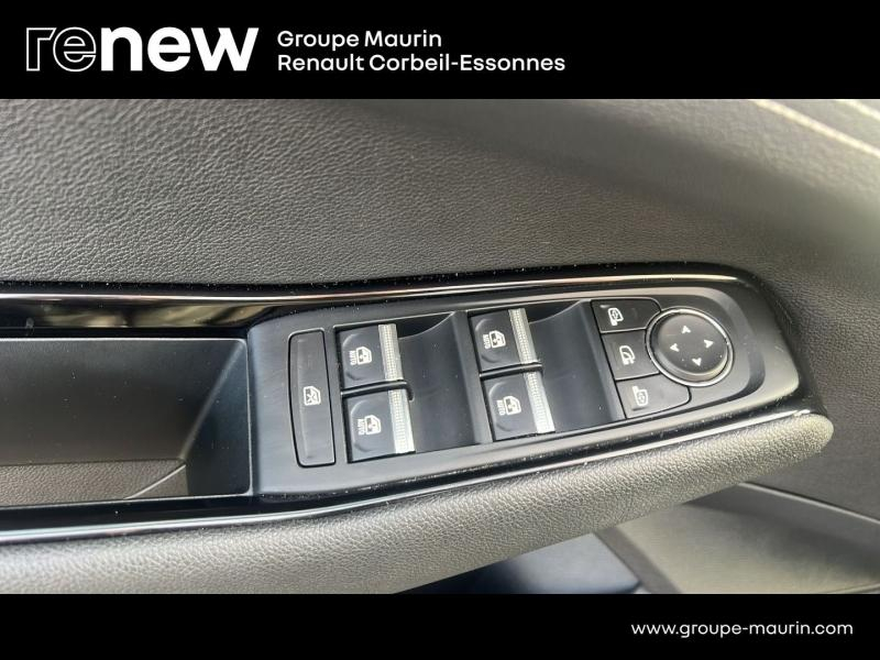Photo 13 de l’annonce de RENAULT Espace d’occasion à vendre à CORBEIL-ESSONNES