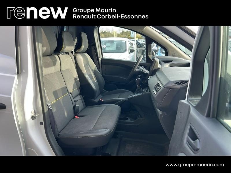 Photo 11 de l’annonce de RENAULT Kangoo Van d’occasion à vendre à CORBEIL-ESSONNES