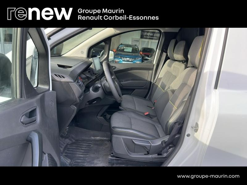 Photo 14 de l’annonce de RENAULT Kangoo Van d’occasion à vendre à CORBEIL-ESSONNES
