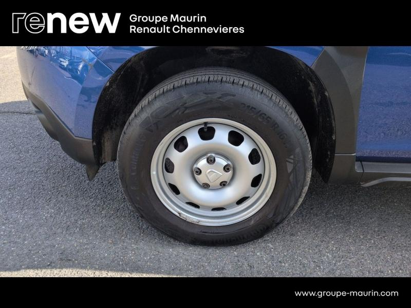 Photo 10 de l’annonce de DACIA Duster d’occasion à vendre à CHENNEVIÈRES-SUR-MARNE