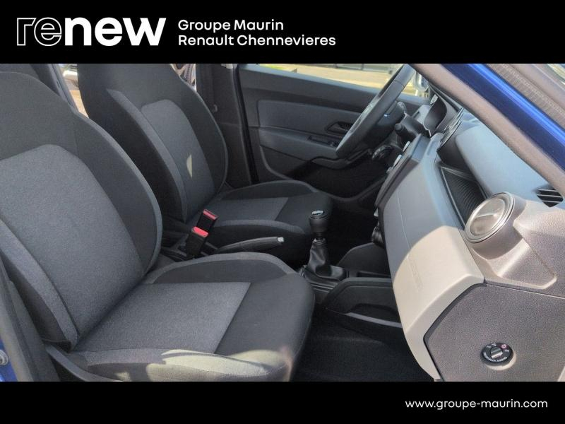 Photo 15 de l’annonce de DACIA Duster d’occasion à vendre à CHENNEVIÈRES-SUR-MARNE