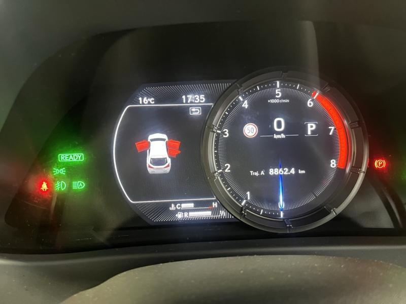 Photo 10 de l’annonce de LEXUS UX d’occasion à vendre à LATTES