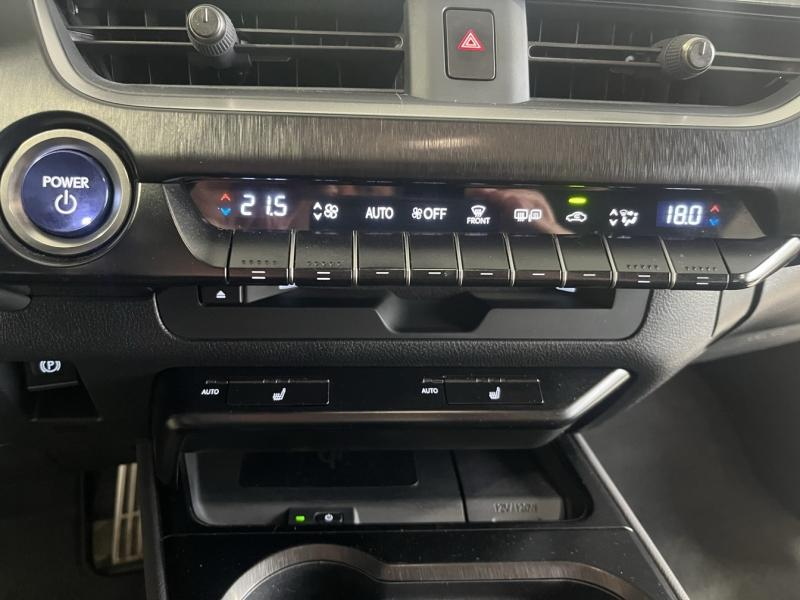 Photo 14 de l’annonce de LEXUS UX d’occasion à vendre à LATTES