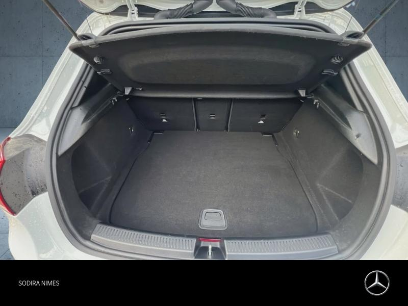 Photo 9 de l’annonce de MERCEDES-BENZ Classe A d’occasion à vendre à NIMES