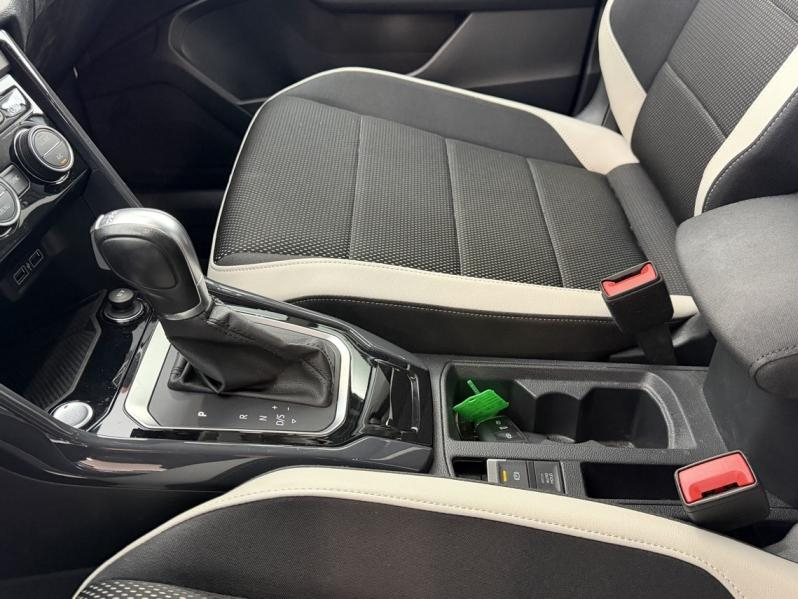 Photo 18 de l’annonce de VOLKSWAGEN T-Roc d’occasion à vendre à PAYS DE GEX