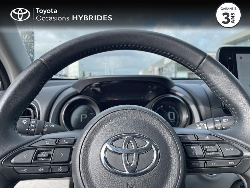 Photo 13 de l’annonce de TOYOTA Yaris d’occasion à vendre à MONTFAVET