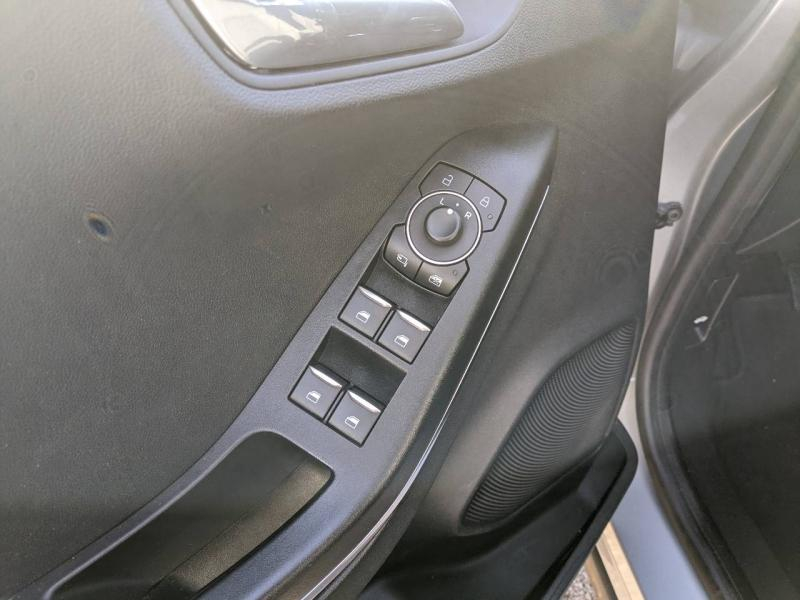 Photo 18 de l’annonce de FORD Puma d’occasion à vendre à MARSEILLE