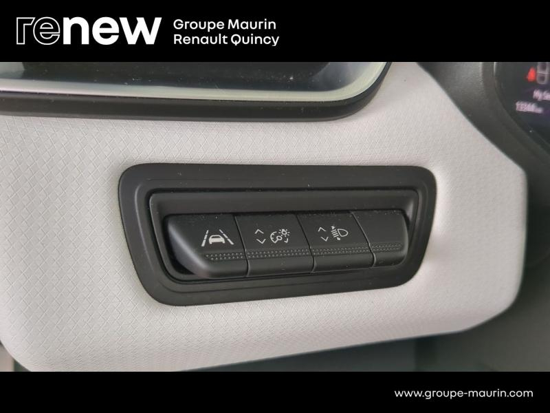 Photo 16 de l’annonce de RENAULT Clio d’occasion à vendre à QUINCY-SOUS-SÉNART