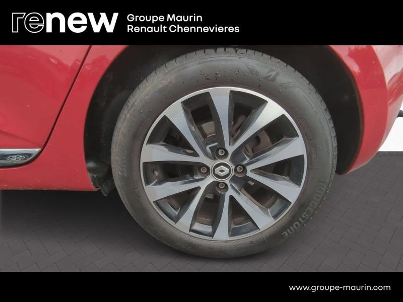 Photo 10 de l’annonce de RENAULT Clio d’occasion à vendre à CHENNEVIÈRES-SUR-MARNE