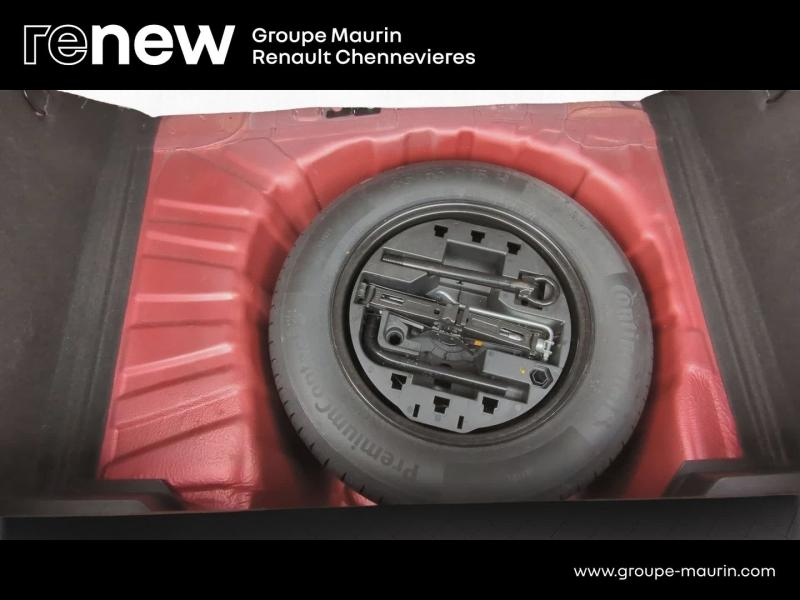 Photo 15 de l’annonce de RENAULT Clio d’occasion à vendre à CHENNEVIÈRES-SUR-MARNE