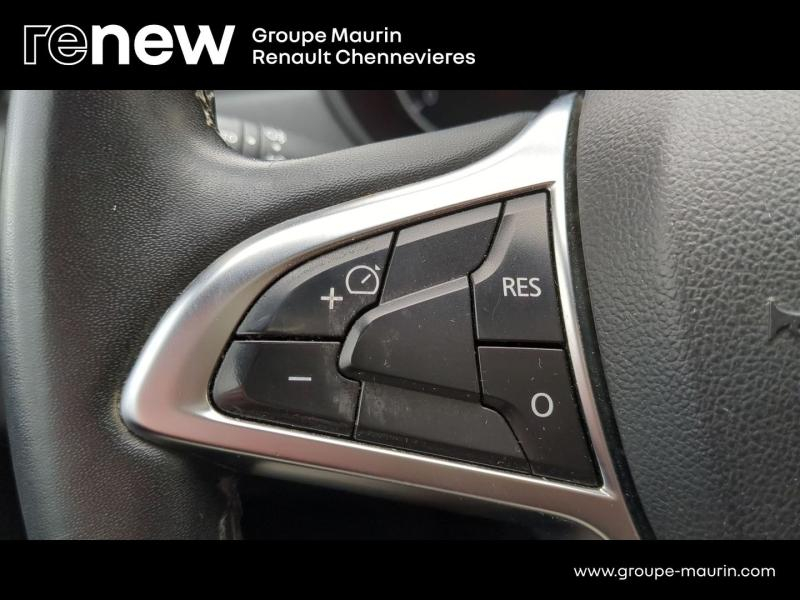 Photo 14 de l’annonce de DACIA Duster d’occasion à vendre à CHENNEVIÈRES-SUR-MARNE