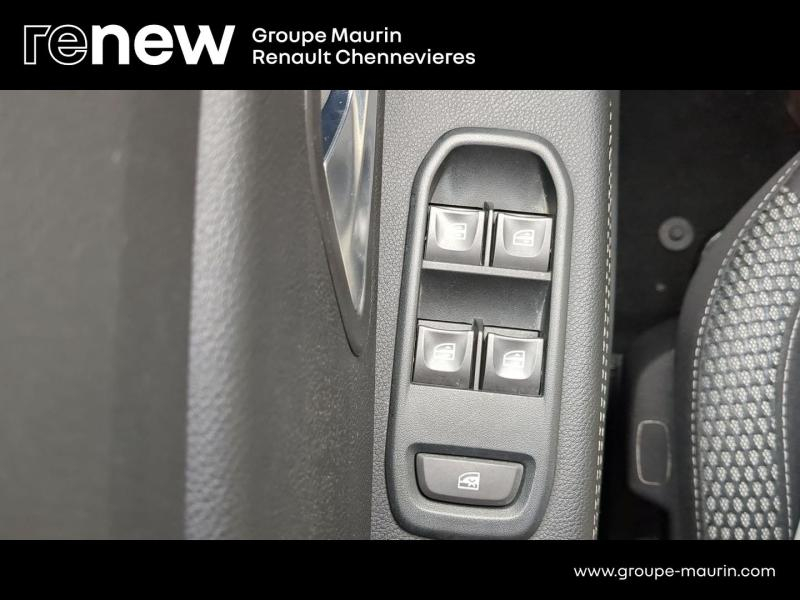 Photo 19 de l’annonce de DACIA Duster d’occasion à vendre à CHENNEVIÈRES-SUR-MARNE