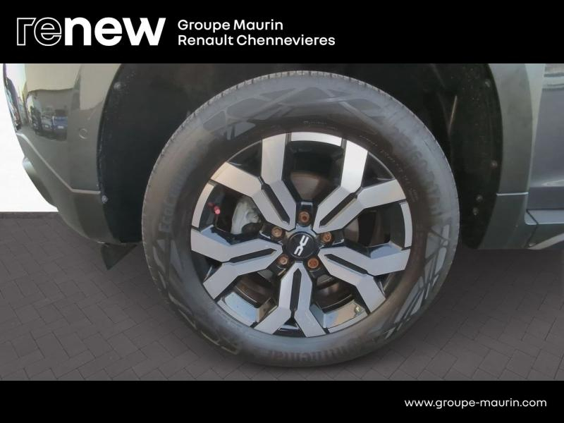 Photo 10 de l’annonce de DACIA Duster d’occasion à vendre à CHENNEVIÈRES-SUR-MARNE