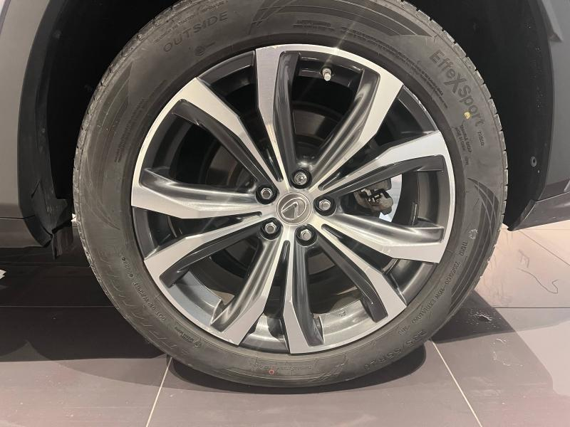 Photo 18 de l’annonce de LEXUS RX d’occasion à vendre à LATTES