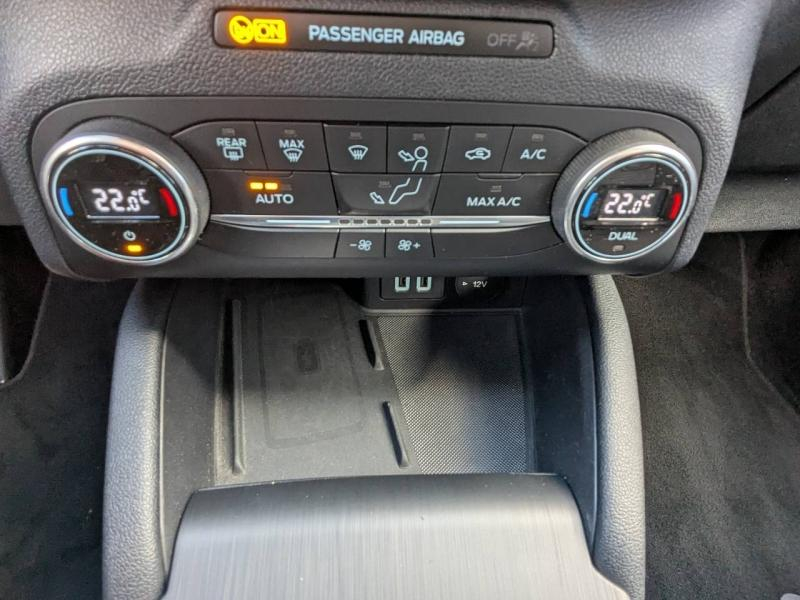 Photo 20 de l’annonce de FORD Kuga d’occasion à vendre à FRÉJUS