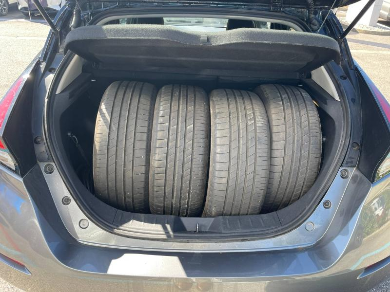 Photo 16 de l’annonce de NISSAN Leaf d’occasion à vendre à GRENOBLE