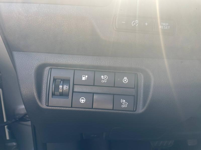 Photo 18 de l’annonce de NISSAN Leaf d’occasion à vendre à GRENOBLE