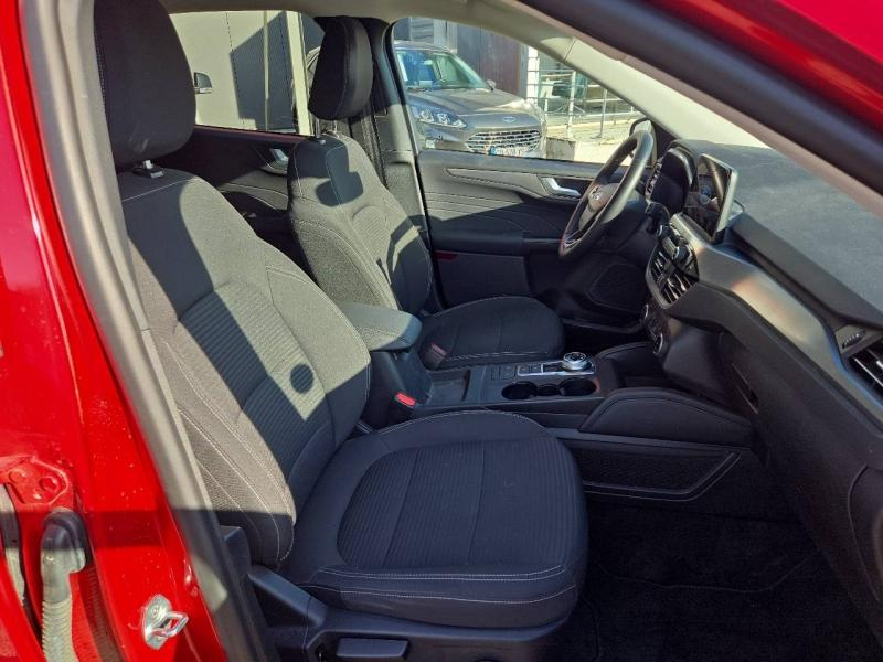 Photo 10 de l’annonce de FORD Kuga d’occasion à vendre à ALÈS