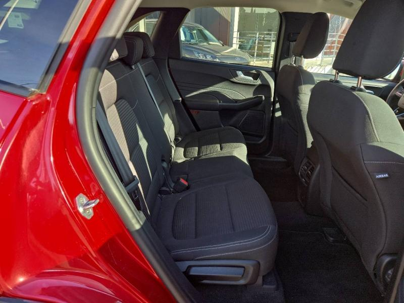 Photo 12 de l’annonce de FORD Kuga d’occasion à vendre à ALÈS