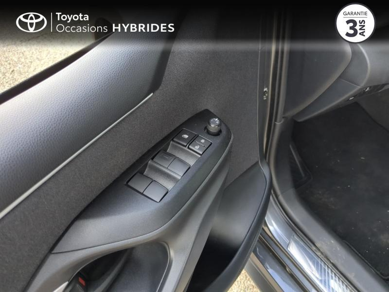 Photo 9 de l’annonce de TOYOTA Yaris d’occasion à vendre à ARLES