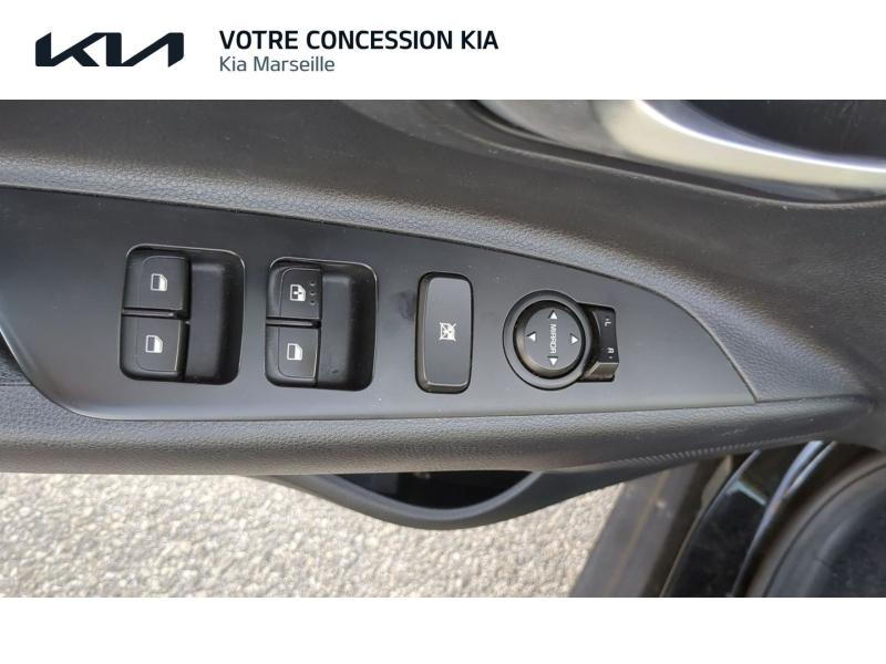 Photo 20 de l’annonce de KIA Stonic d’occasion à vendre à MARSEILLE