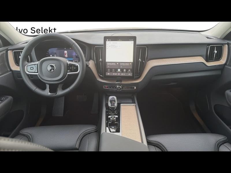 Photo 11 de l’annonce de VOLVO XC60 d’occasion à vendre à TOULON