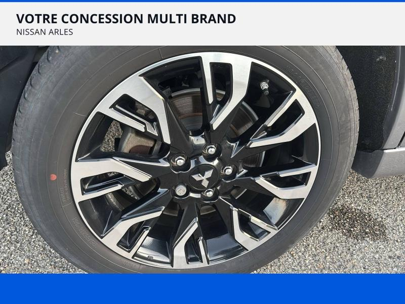 Photo 10 de l’annonce de MITSUBISHI Outlander d’occasion à vendre à ARLES