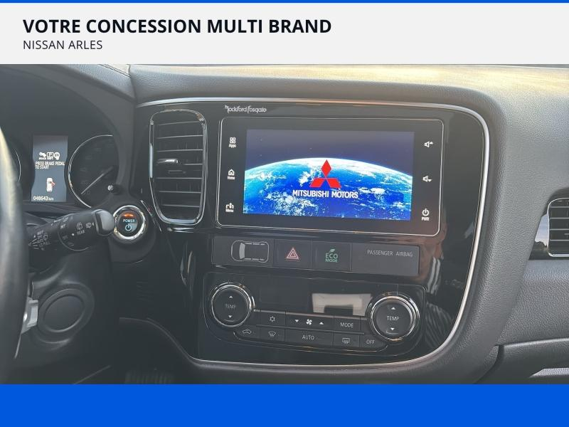 Photo 17 de l’annonce de MITSUBISHI Outlander d’occasion à vendre à ARLES