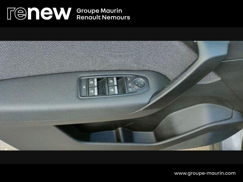 Photo 18 de l’annonce de RENAULT  d’occasion à vendre à SAINT PIERRE LES NEMOURS