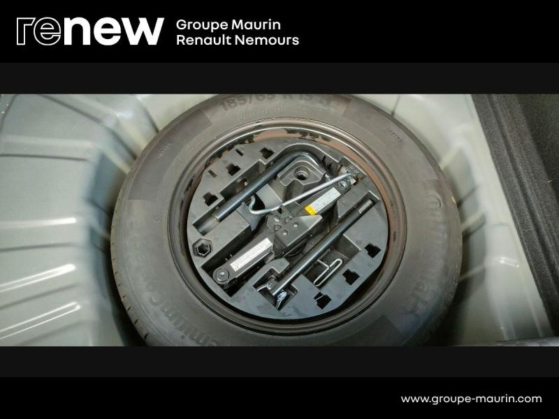 Photo 12 de l’annonce de RENAULT Clio d’occasion à vendre à SAINT PIERRE LES NEMOURS