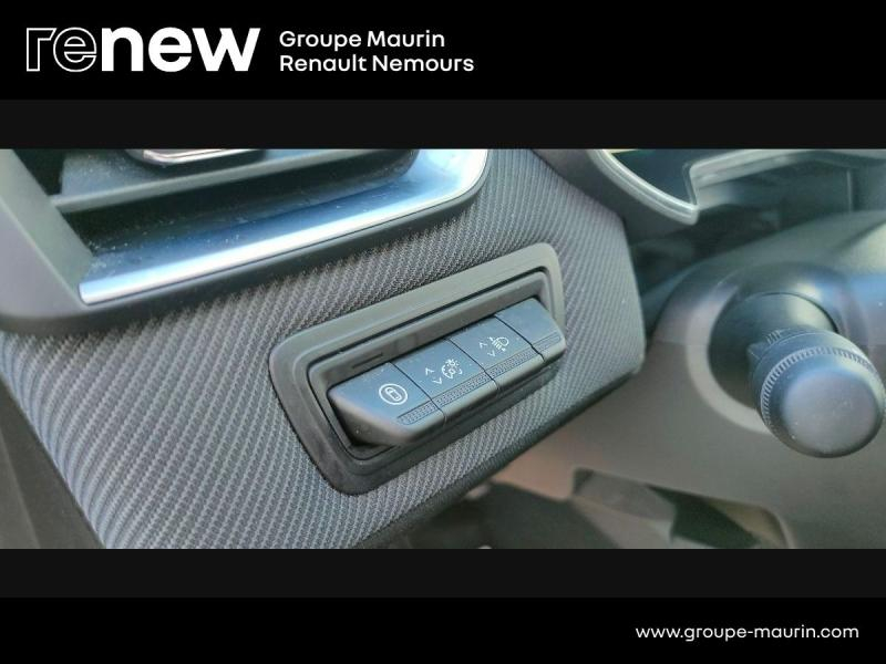 Photo 20 de l’annonce de RENAULT Clio d’occasion à vendre à SAINT PIERRE LES NEMOURS