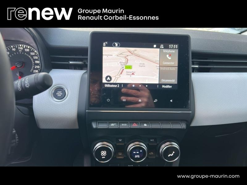 Photo 17 de l’annonce de RENAULT Clio d’occasion à vendre à CORBEIL-ESSONNES