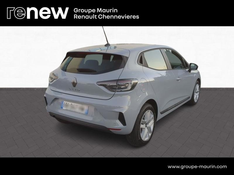 Photo 5 de l’annonce de RENAULT Clio d’occasion à vendre à CHENNEVIÈRES-SUR-MARNE